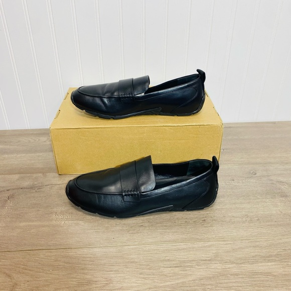 Brand new women’s Vince Mojave Driving Loafer size 8.5 no box - Picture 1 of 10